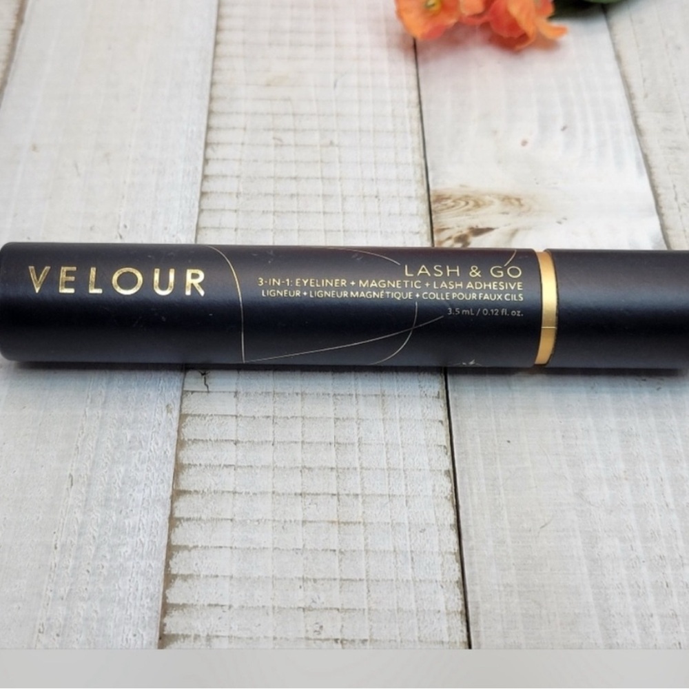 Velour Lash & Go Eyeliner